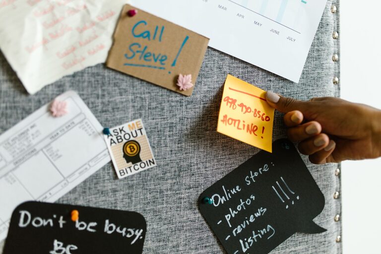 How to Set Up a Family Command Center for an Organized Home